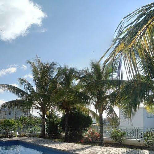 Marisa Residences Ла Гулет Екстериор снимка
